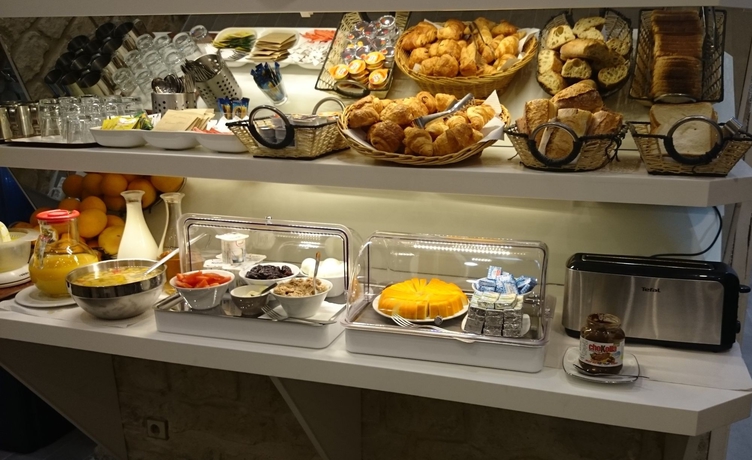 Imagen del bar/restaurante del Hotel Aida Marais Printania. Foto 2