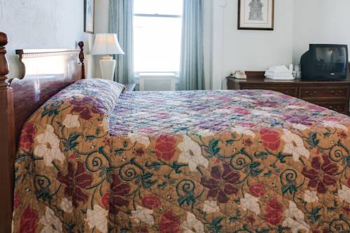 Imagen de la habitación del Hotel Aida Plaza. Foto 6