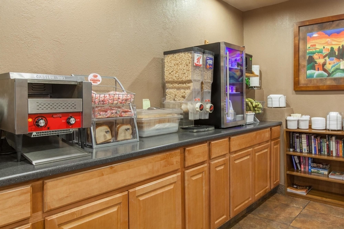 Imagen del bar/restaurante del Hotel Aiden By Best Western Sedona. Foto 2