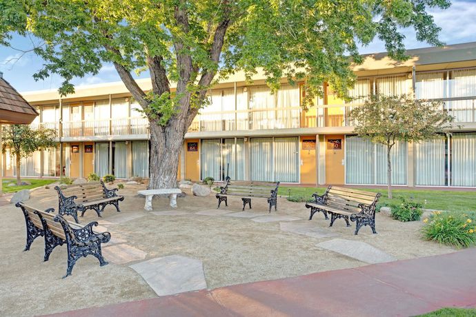 Imagen de los exteriores del Hotel Aiden By Best Western South Reno. Foto 10