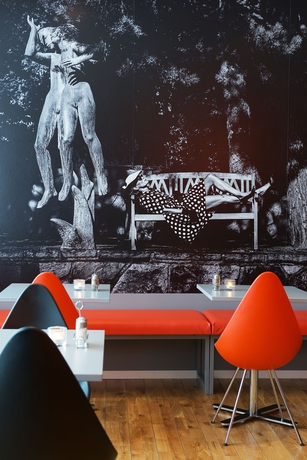 Imagen del bar/restaurante del Hotel Aiden By Best Western Stockholm Kista. Foto 5