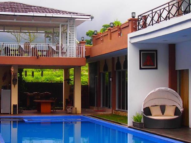 Imagen de la piscina del Hotel Aie Angek Cottage. Foto 5