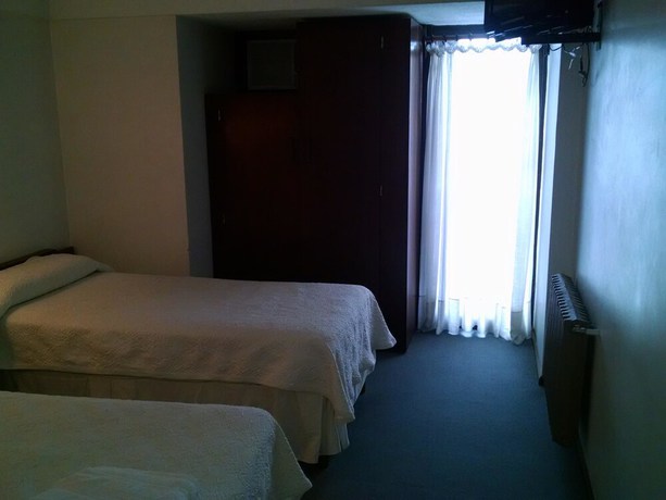 Imagen de la habitación del Hotel Aiello. Foto 13