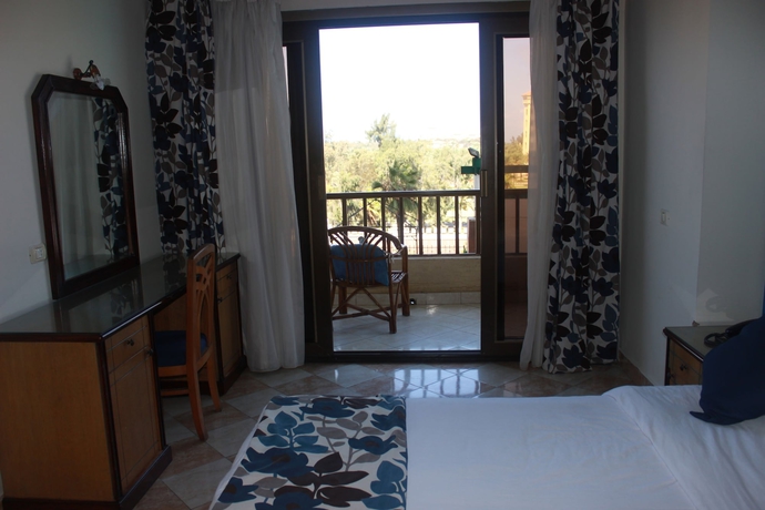 Imagen de la habitación del Hotel Aifu Resort. Foto 6