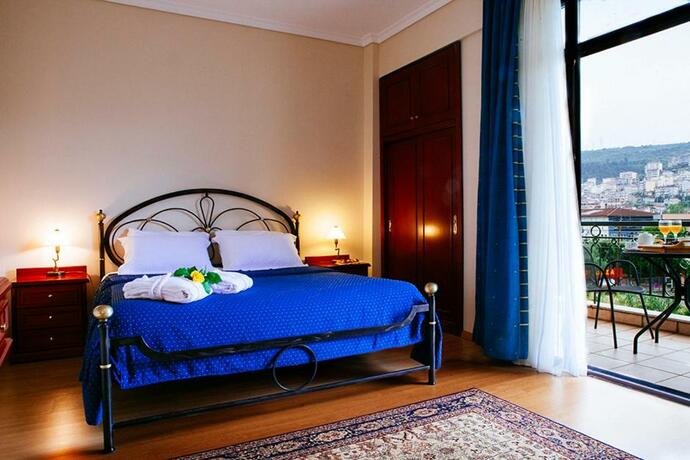 Imagen general del Hotel Aiges Melathron. Foto 6
