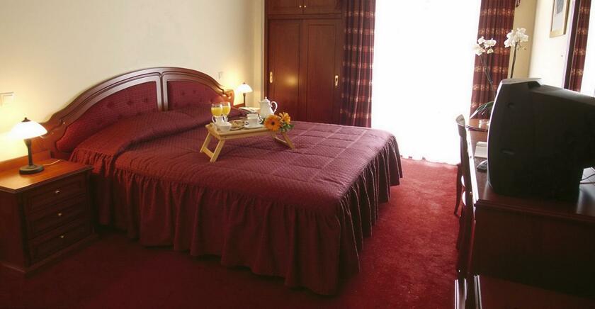 Imagen general del Hotel Aiges Melathron. Foto 8