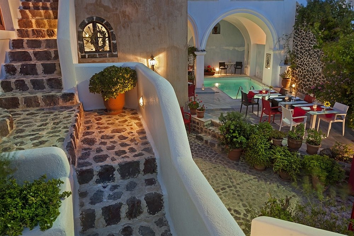 Imagen del bar/restaurante del Hotel Aigialos Luxury Traditional Settlement. Foto 3