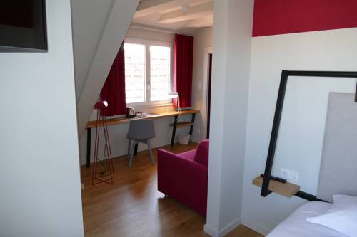 Imagen de la habitación del Hotel Aigle D'or. Foto 10
