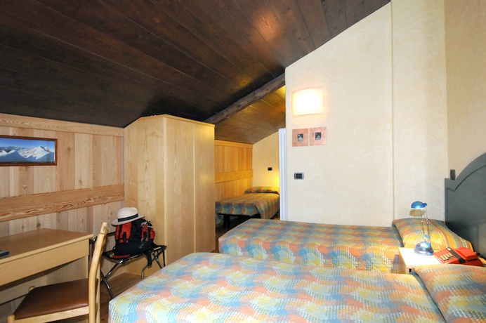 Imagen de la habitación del Hotel Aigle. Foto 3