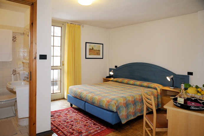 Imagen de la habitación del Hotel Aigle. Foto 4