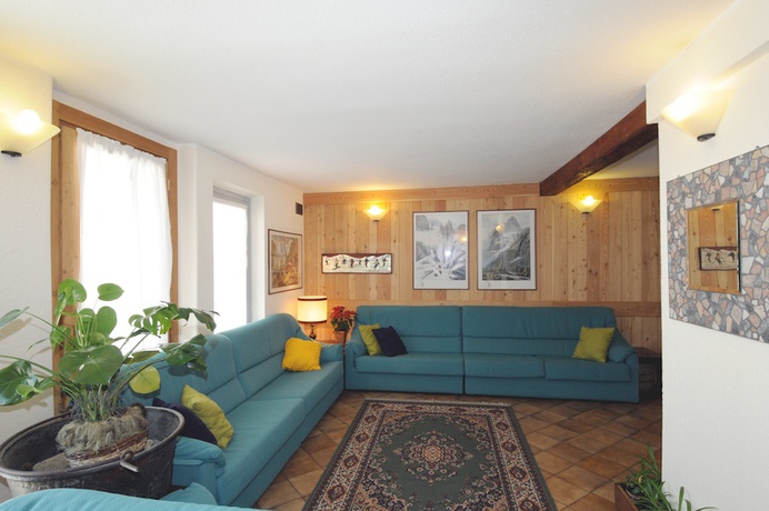 Imagen de los interiores del Hotel Aigle. Foto 7