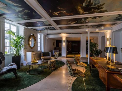 Imagen general del Hotel Aigle Noir Fontainebleau Mgallery. Foto 6