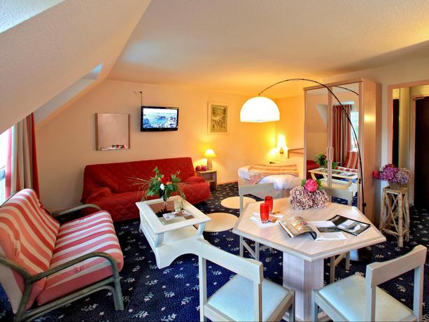 Imagen de la habitación del Hotel Aigue Marine. Foto 5