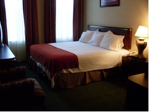 Imagen de la habitación del Hotel Aiken. Foto 12