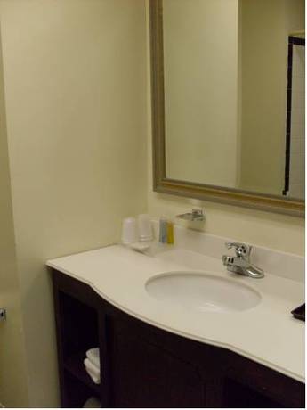 Imagen de la habitación del Hotel Aiken. Foto 14