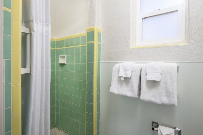 Imagen de la habitación del Hotel Aiken\'s Lodge. Foto 9