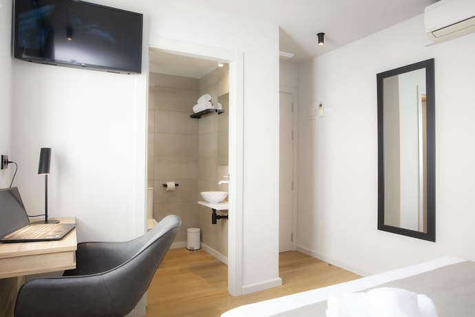 Imagen de la habitación del Hotel Aila II Boutique. Foto 7