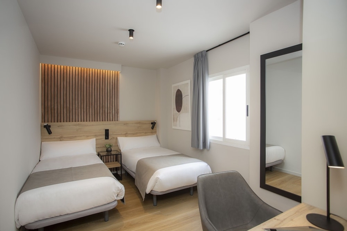 Imagen de la habitación del Hotel Aila II Boutique. Foto 10