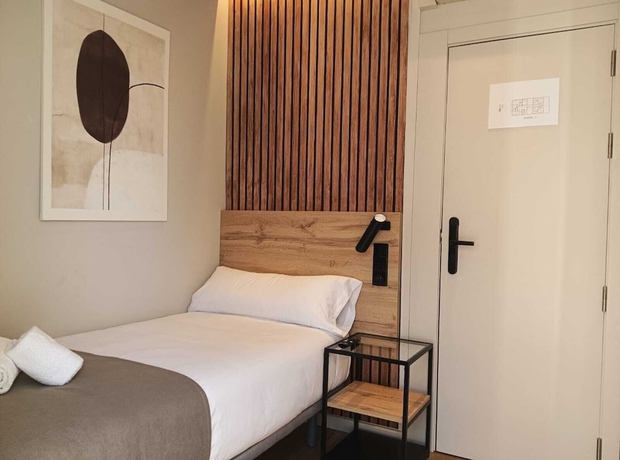 Imagen de la habitación del Hotel Aila II Boutique. Foto 12