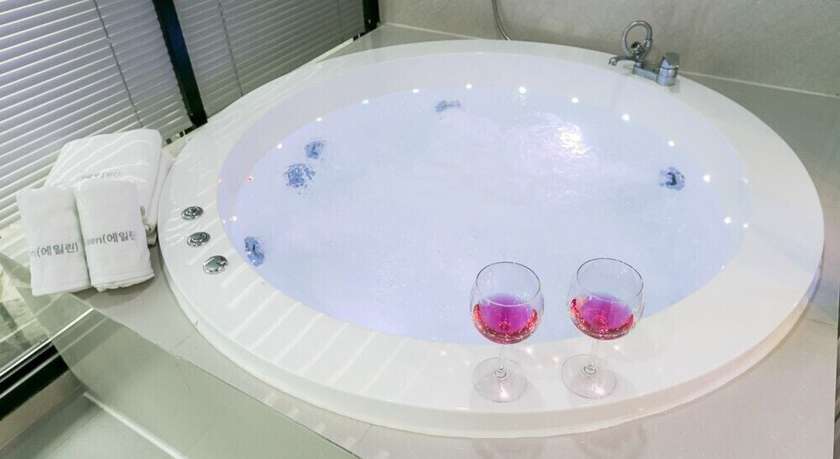 Imagen de la habitación del Hotel Aileen Pension. Foto 16