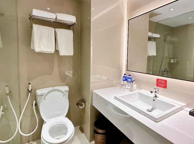 Imagen de la habitación del Hotel Aimas and Convention Centre. Foto 19