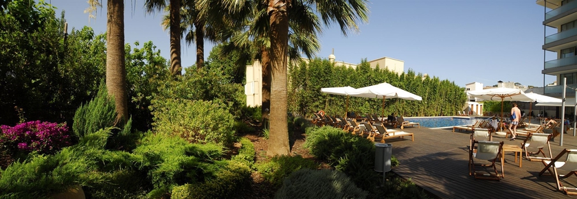 Imagen de la piscina del Hotel Aimia. Foto 11