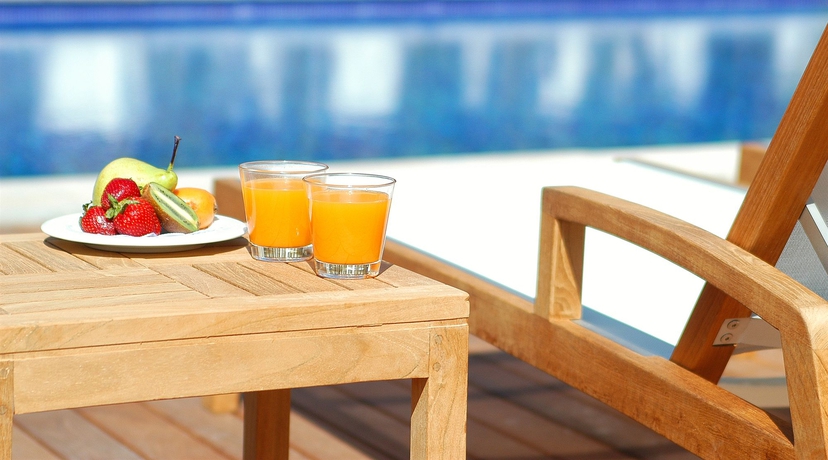 Imagen de la piscina del Hotel Aimia. Foto 16