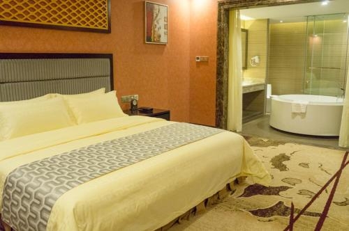Imagen de la habitación del Hotel Aimoer. Foto 10