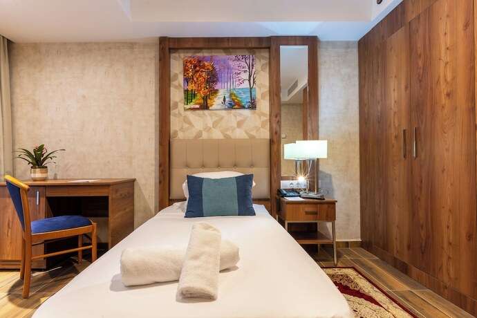 Imagen general del Hotel Ain Benian. Foto 7