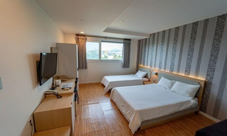 Imagen de la habitación del Hotel Ain People. Foto 3