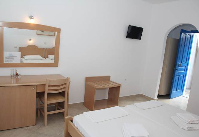 Imagen de la habitación del Hotel Aiolos, Agios Georgios. Foto 9