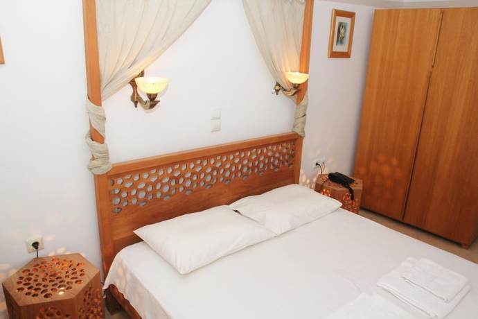 Imagen de la habitación del Hotel Aiolos, Agios Georgios. Foto 10