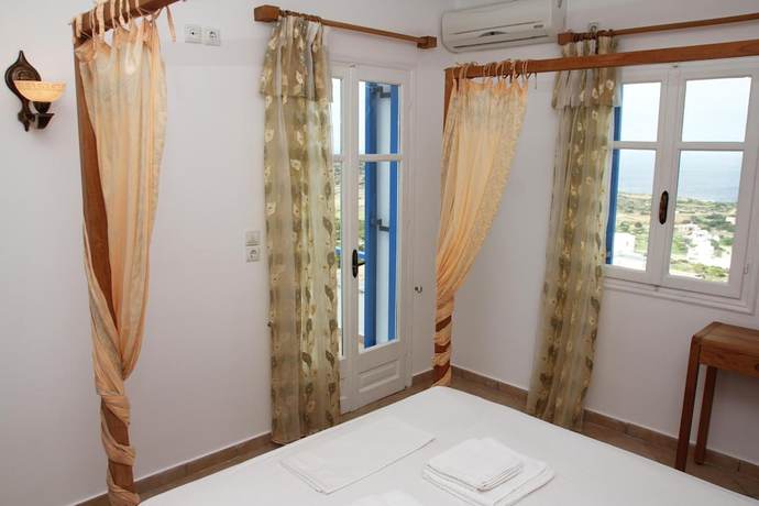 Imagen de la habitación del Hotel Aiolos. Foto 6