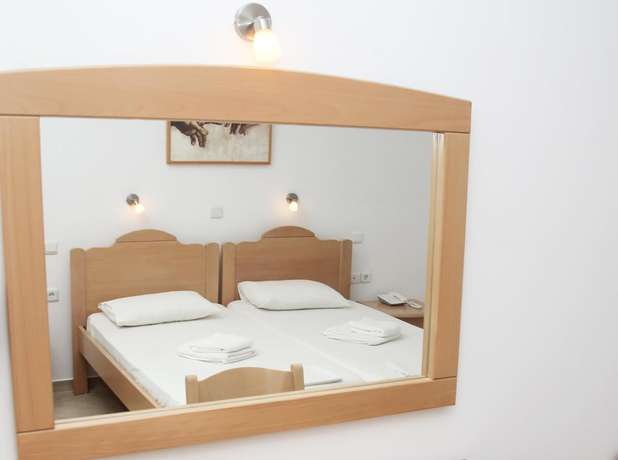 Imagen de la habitación del Hotel Aiolos. Foto 15