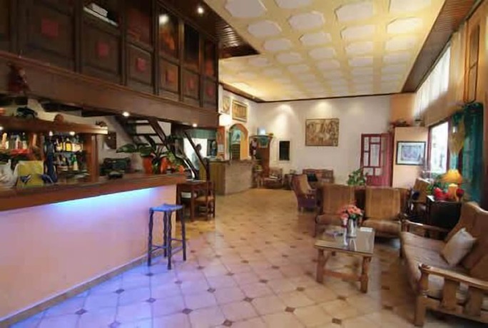 Imagen del bar/restaurante del Hotel Aiolos, Municipal Unit of Delphi. Foto 3