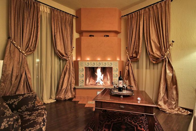 Imagen de la habitación del Hotel Aiora Luxury Suites. Foto 17