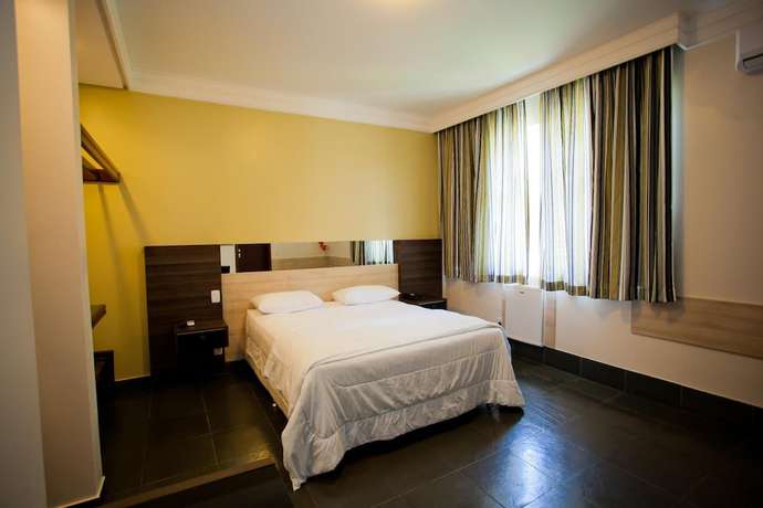 Imagen de la habitación del Hotel Aipana Plaza. Foto 6