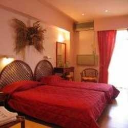 Imagen general del Hotel Aiport Les Amis. Foto 5