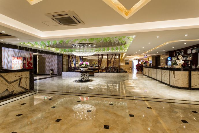 Imagen de los interiores del Hotel Aiqinhai. Foto 17