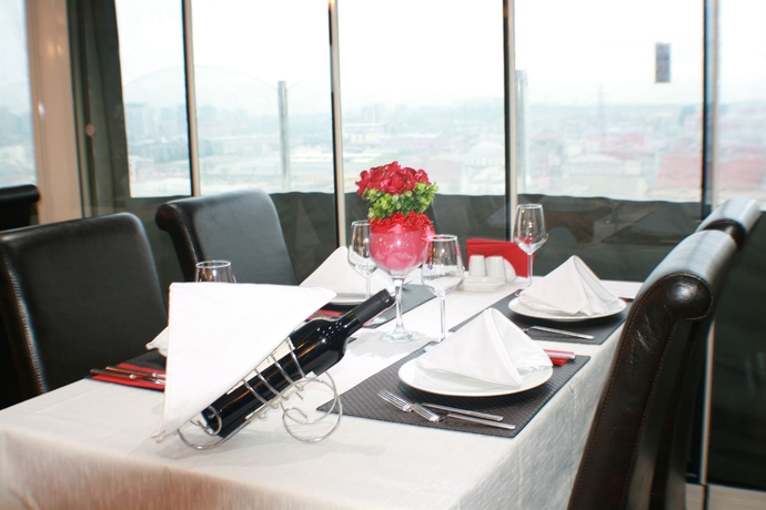 Imagen del bar/restaurante del Hotel Air Boss Istanbul Airport and Fair. Foto 3