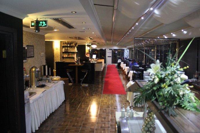 Imagen del bar/restaurante del Hotel Air Boss Istanbul Airport and Fair. Foto 4