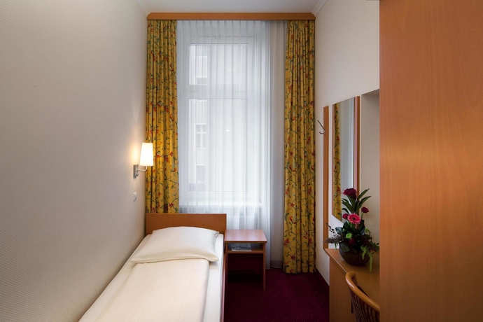 Imagen de la habitación del Hotel Air In Berlin. Foto 9