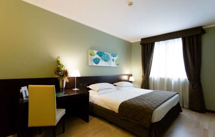 Imagen de la habitación del Hotel Air Palace. Foto 5