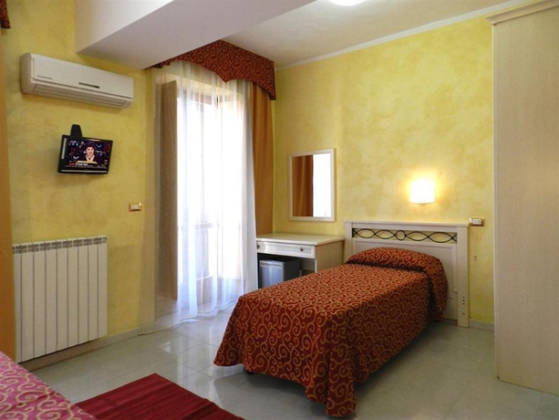 Imagen de la habitación del Hotel Air Palace Lingotto. Foto 10