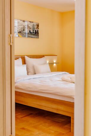 Imagen de la habitación del Hotel Air Star. Foto 9