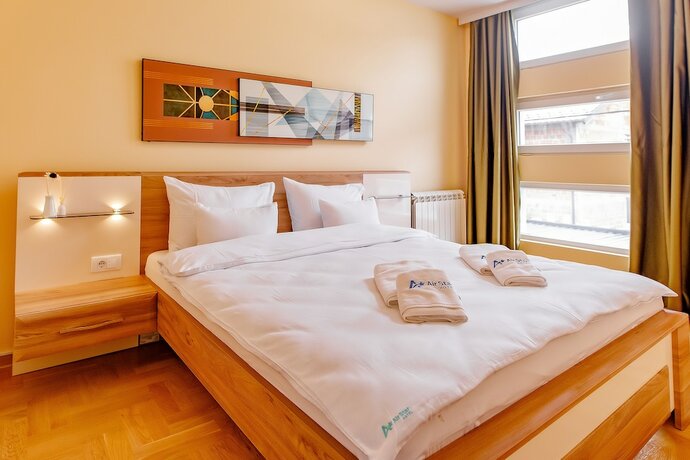 Imagen de la habitación del Hotel Air Star. Foto 11