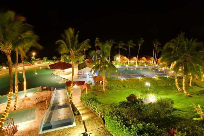 Imagen de la piscina del Hotel Airai Water Paradise and Spa. Foto 15