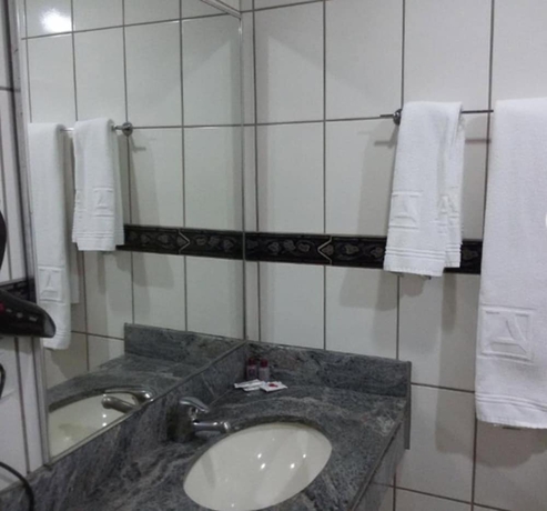 Imagen de la habitación del Hotel Airam Brasilia. Foto 14