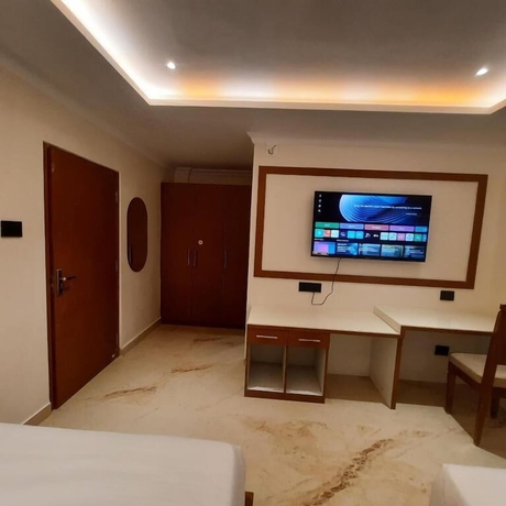 Imagen de la habitación del Hotel Airavat. Foto 14