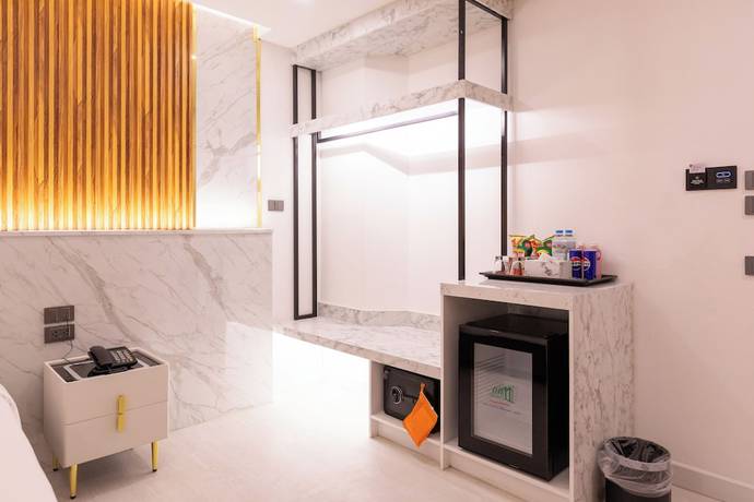 Imagen de la habitación del Hotel Airbus At Phawana Station. Foto 2